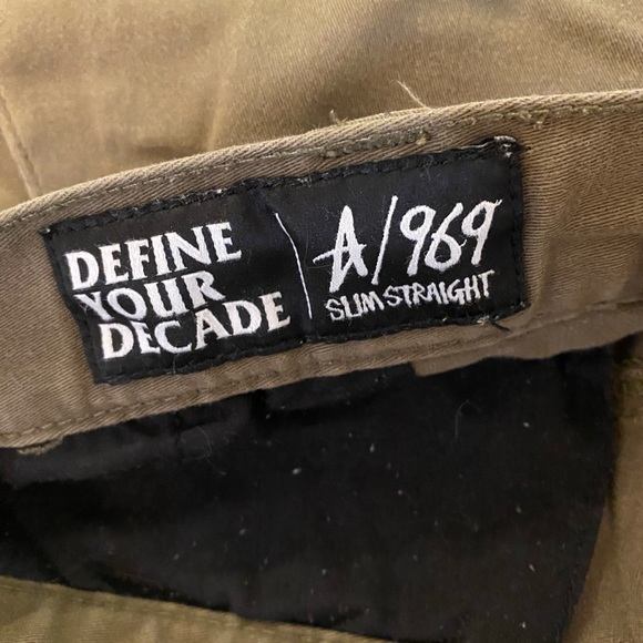 Altamont chino pants, size 32, color olive green - Picture 3 of 5